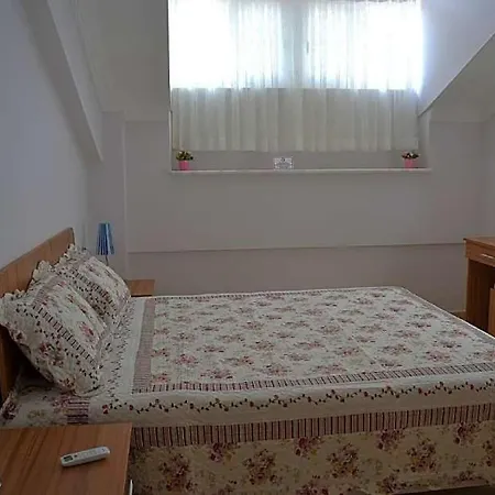 Villa Sleeps 12 Pool Wifi Dalyan